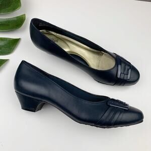 Soft Style by Hush Puppies Pleats Be With You Pumps Navy Blue Shoes Women's 10